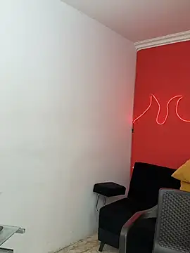 צ'אט XXX בשידור חי של Mike_savage3