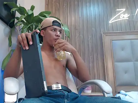 Colby_driscoll Live XXX-chat