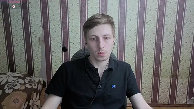 Darien_Brownn Webbikameraesitys