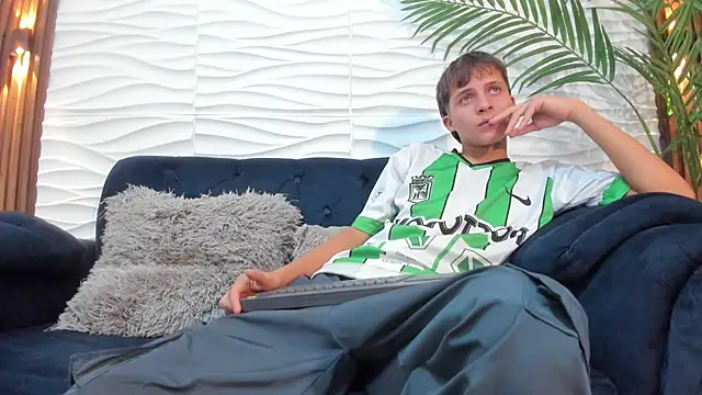 โชว์เว็บแคมของ Pavo_tv
