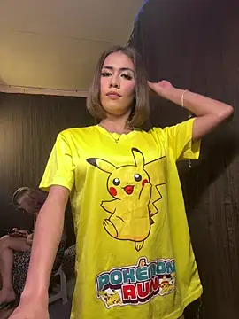 XXX chat uživo modela Bomb_Maddy