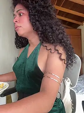 GabriSaenz XXX чат на живо