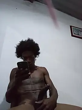Larry-n-clouds' Live XXX Chat