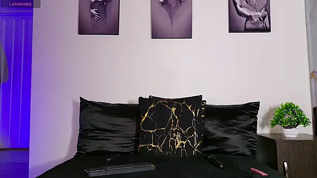 alex_noa XXX чат на живо