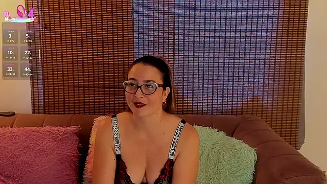 ariana_cross' Live XXX Chat