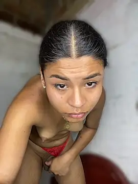 Romie_rous Live XXX-chat