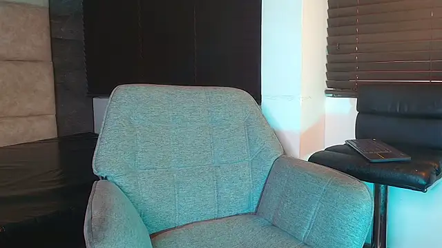 Tyler_Mcrey: απευθείας συνομιλία ΧΧΧ