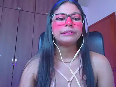 Živá chatovací místnost _ALLYSON18_