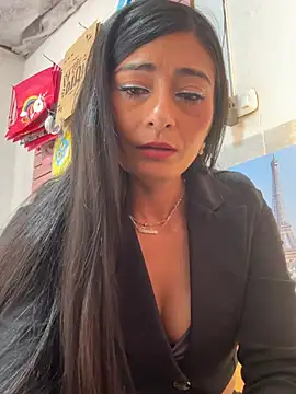 IsabellaMariet's Live XXX Chat