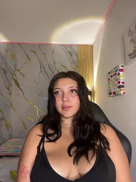 bunnyglow69 Adlı Modelin Canlı XXX Sohbeti
