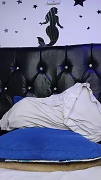 XXX chat uživo modela El_junior21