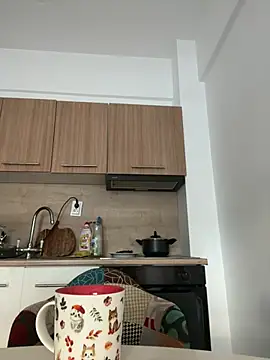 AnneGoddesss Adlı Modelin Canlı XXX Sohbeti
