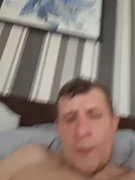 הופעת וובקאם של BigDmasked
