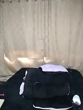 Bicky_25 Live Chatrum