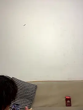 -OvO- 在線直播表演