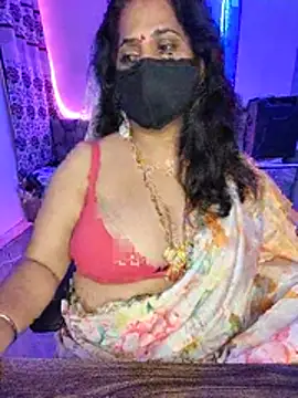 Bhabhiji1_simran Adlı Modelin Canlı XXX Sohbeti