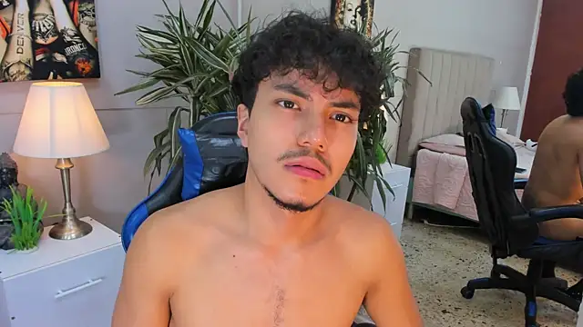 kai_storn Show in webcam