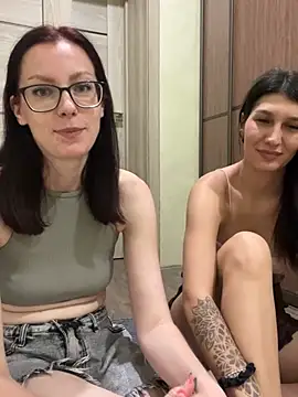 Chat +18 de RussianGirls_ ao vivo