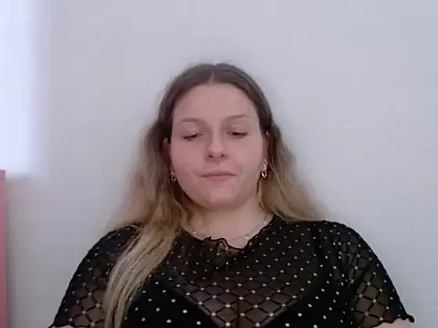 BritneySensual Adlı Modelin Canlı XXX Sohbeti