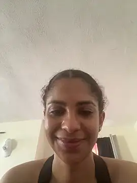 karlatiburcio's Live XXX Chat