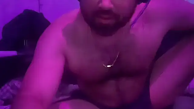 southFLJason305 Show in webcam