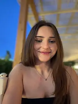 AnitaFly 现场XXX聊天