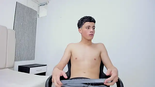 Stiven_Cooper2 – Naživo XXX chat
