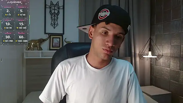 JDWhite18 live XXX chat