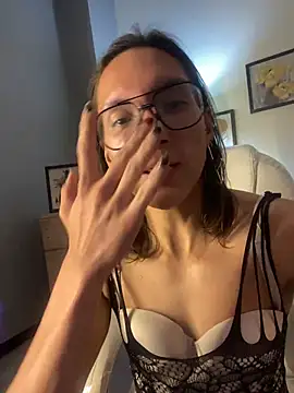Chat +18 de Elysianpair ao vivo