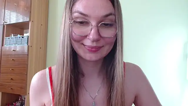 LooveELLYx Chat XXX in diretta