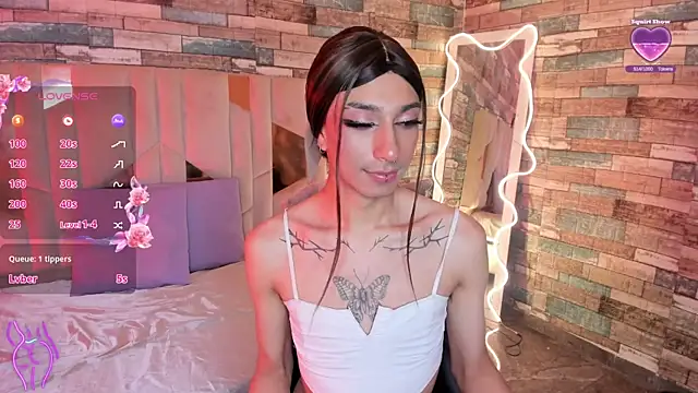 CYRUS_TAY Live XXX-Chat