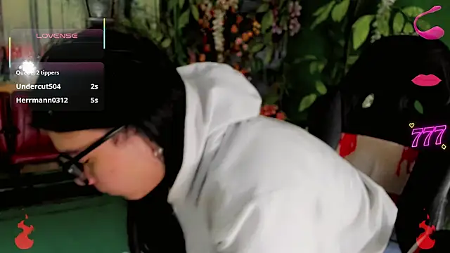 แชท XXX สดของ Camila_Fox69