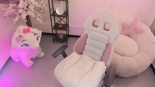 conny__curly XXX чат на живо
