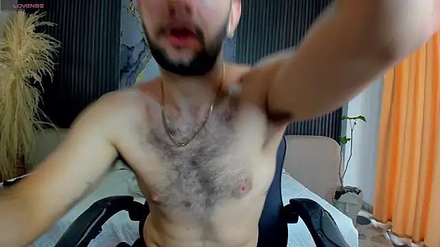 MaximusClark 现场XXX聊天