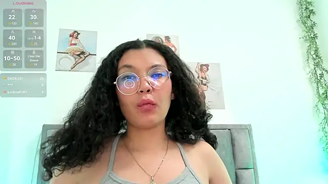 Chat XXX en directo de Luna_jone