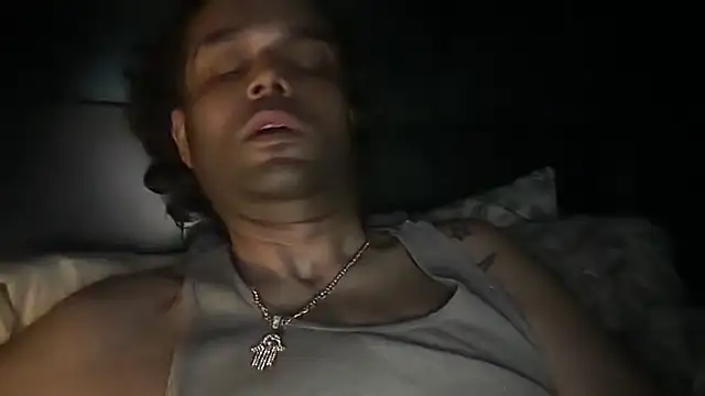 icebergslim281 live XXX chat