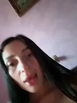 Soft_Pleasure Adlı Modelin Canlı XXX Sohbeti