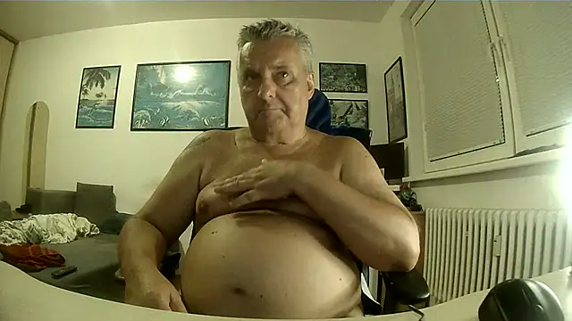 Chat XXX ao vivo de Robert_SK1