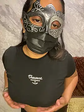 LioraWance – Naživo XXX chat