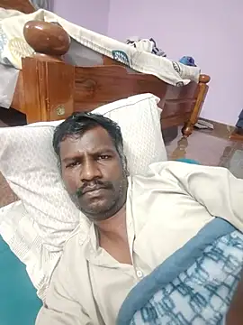 צ'אט XXX בשידור חי של Paramkeerthi
