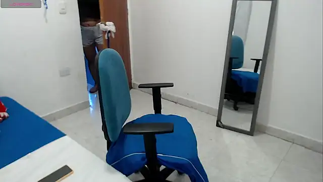 LAURA_Foxht: онлайн-секс-чат