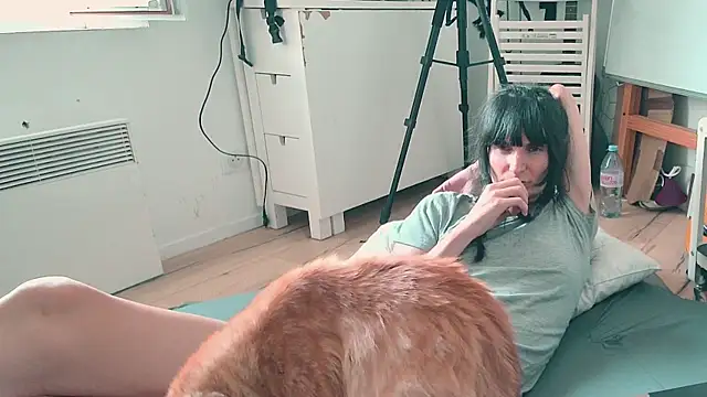 CeriseLapineのライブXXXチャット