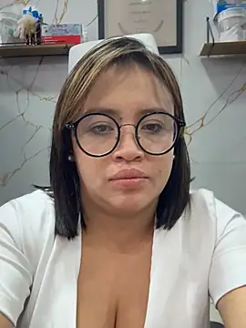 Melany-1 live XXX chat