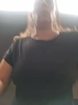Nina_vallon Adlı Modelin Canlı XXX Sohbeti