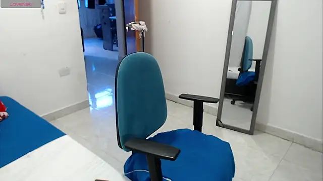 Czat XXX na żywo – LAURA_Foxht