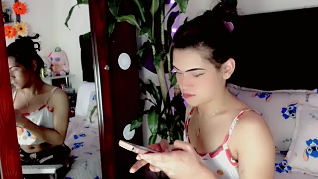 NathalialLooes' Live XXX Chat