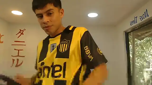 danielitopapuu's Live XXX Chat