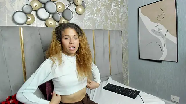 LilyNoir_ – Live XXX-chat