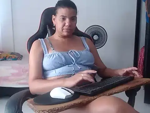 Adriana_0312 Live XXX-chat