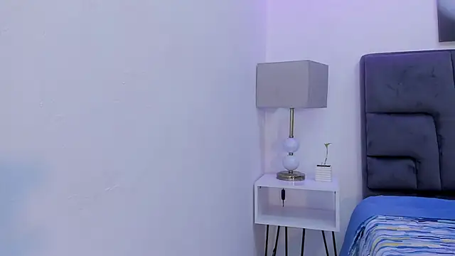 Charlie___Musk Adlı Modelin Web Kamerası Şovu